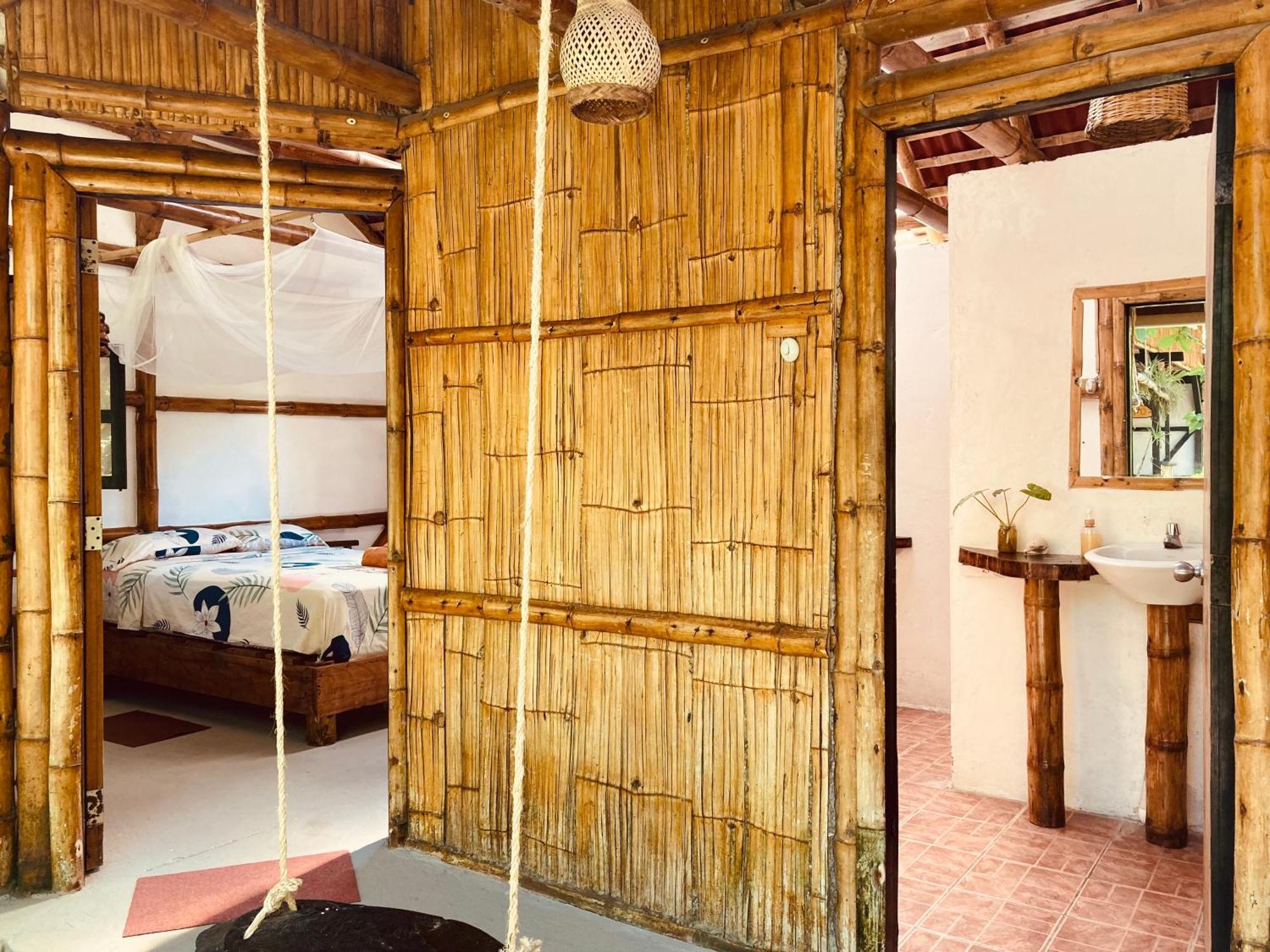 Hotel La Caleta à Mompiche Extérieur photo