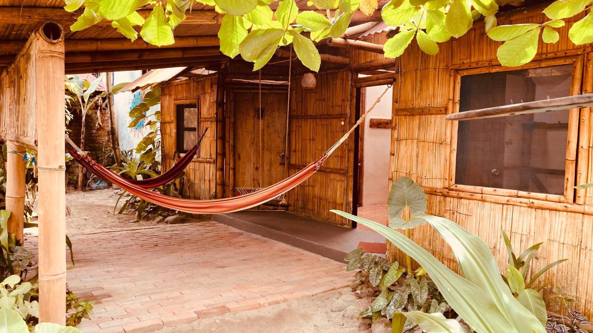 Hotel La Caleta à Mompiche Extérieur photo